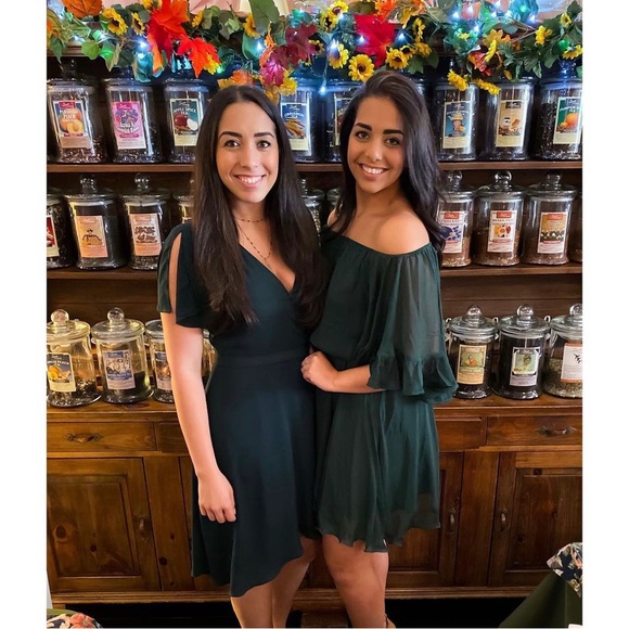 Vici off shoulder green dress - Picture 2 of 4